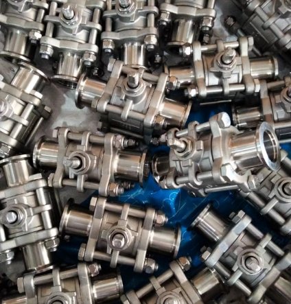Vacuum ball valve